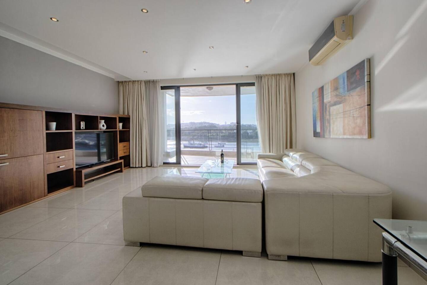 The Strand Apartments By Homely Sliema Exterior foto
