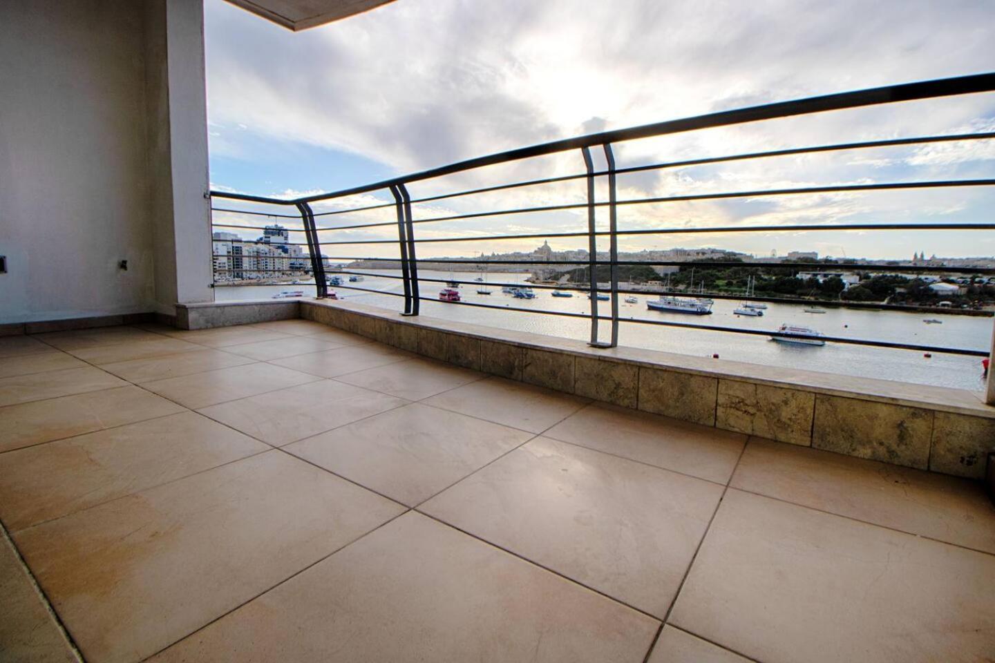 The Strand Apartments By Homely Sliema Exterior foto