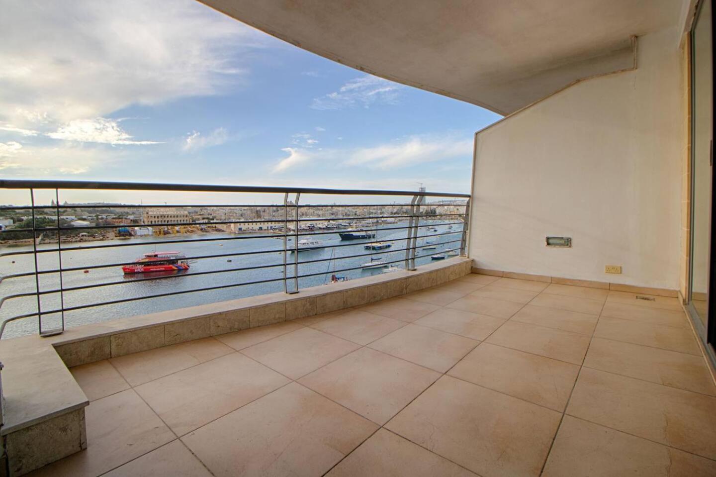 The Strand Apartments By Homely Sliema Exterior foto